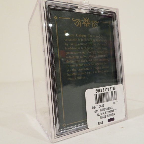 Christmas Glass Ornament Penguin Handcrafted by Unique Treasure Box Keepsake - Picture 6 of 6